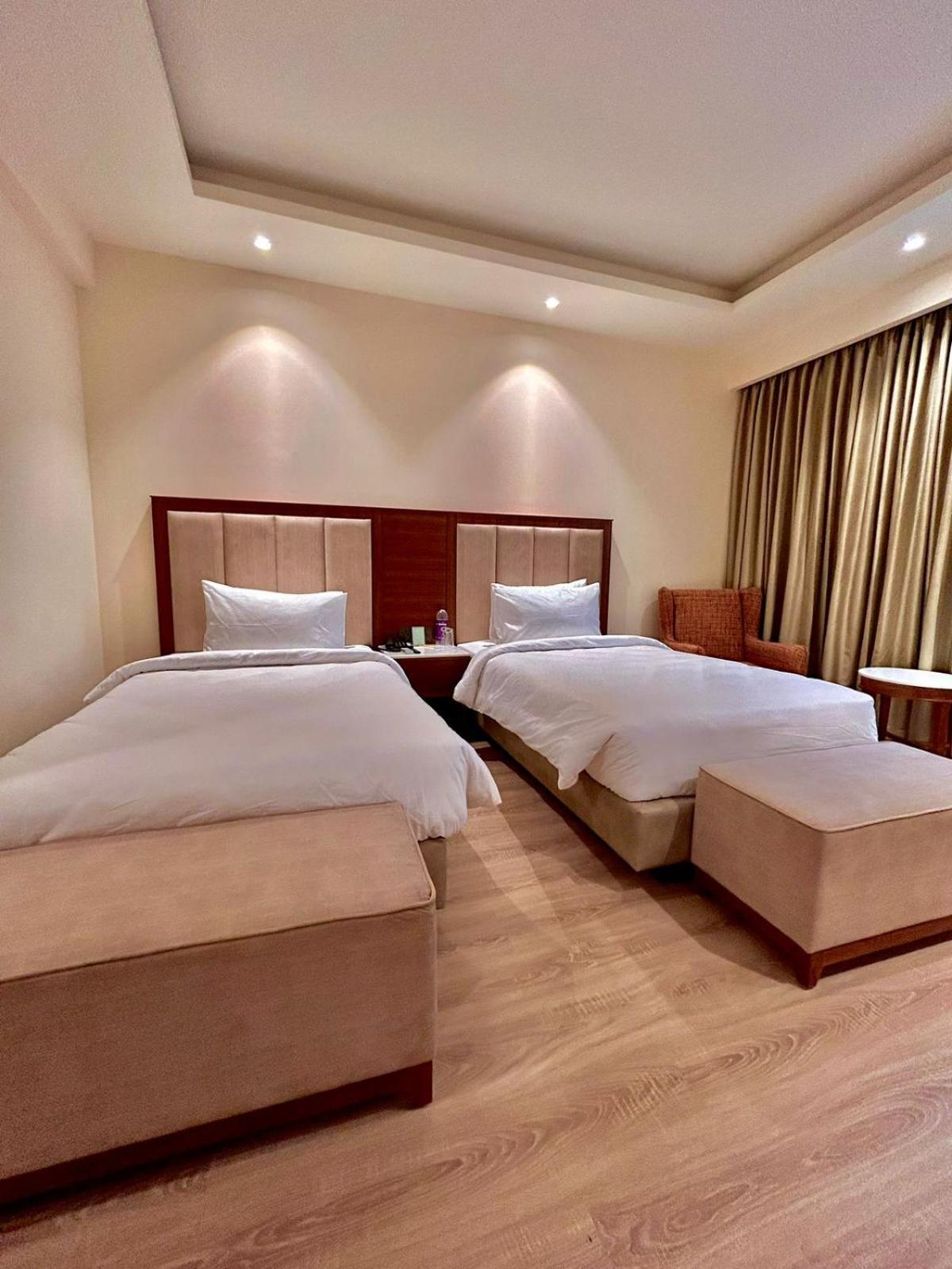 Best Western Plus Amritsar Exterior photo